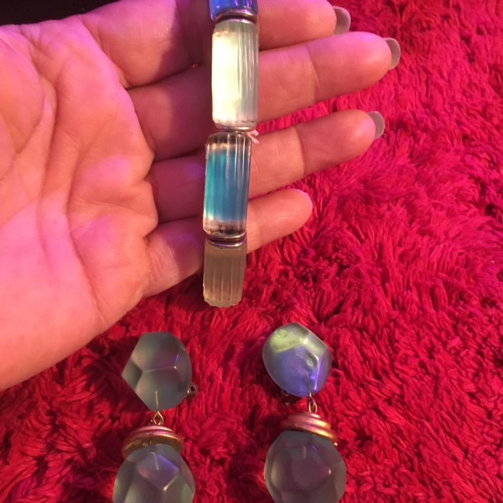 Vintage Mid-Century Ear Bobbles - Picture 4 of 5